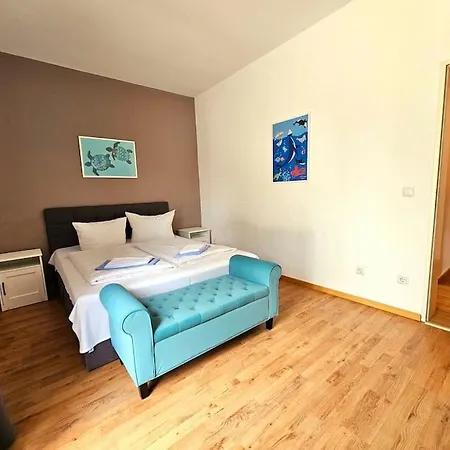 Apartament 7-10 *